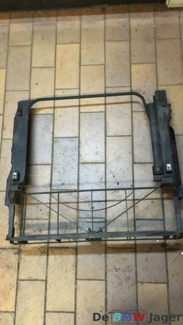 Radiatorsteun BMW X5 E53 17101439105 beschikbaar voor biedingen