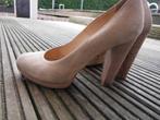 mooie beige suede Vera Gomma pumps, mt 38, Pumps, Vera Gomma, Verzenden, Beige