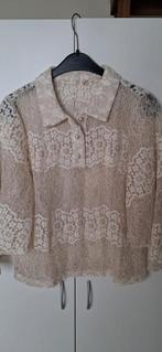 Kanten blouse maat M merk Isay in nieuwstaat nieuwstaat, Kleding | Dames, Maat 38/40 (M), Isay, Beige, Ophalen of Verzenden