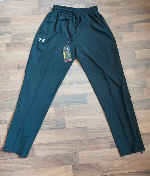 Trainingsbroek under armour nieuw maat M. Gratis verzending, Kleding | Heren, Sportkleding, Nieuw, Hardlopen of Fietsen, Maat 48/50 (M)