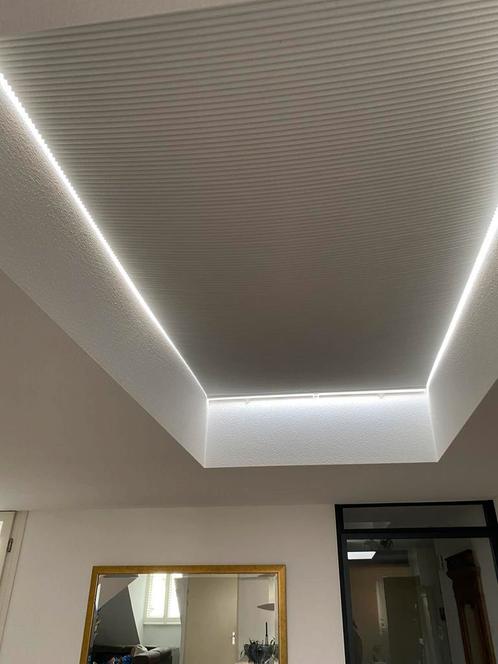 Luxaflex zonwering voor in dakkoepel, Huis en Inrichting, Overige Huis en Inrichting, Gebruikt, Ophalen