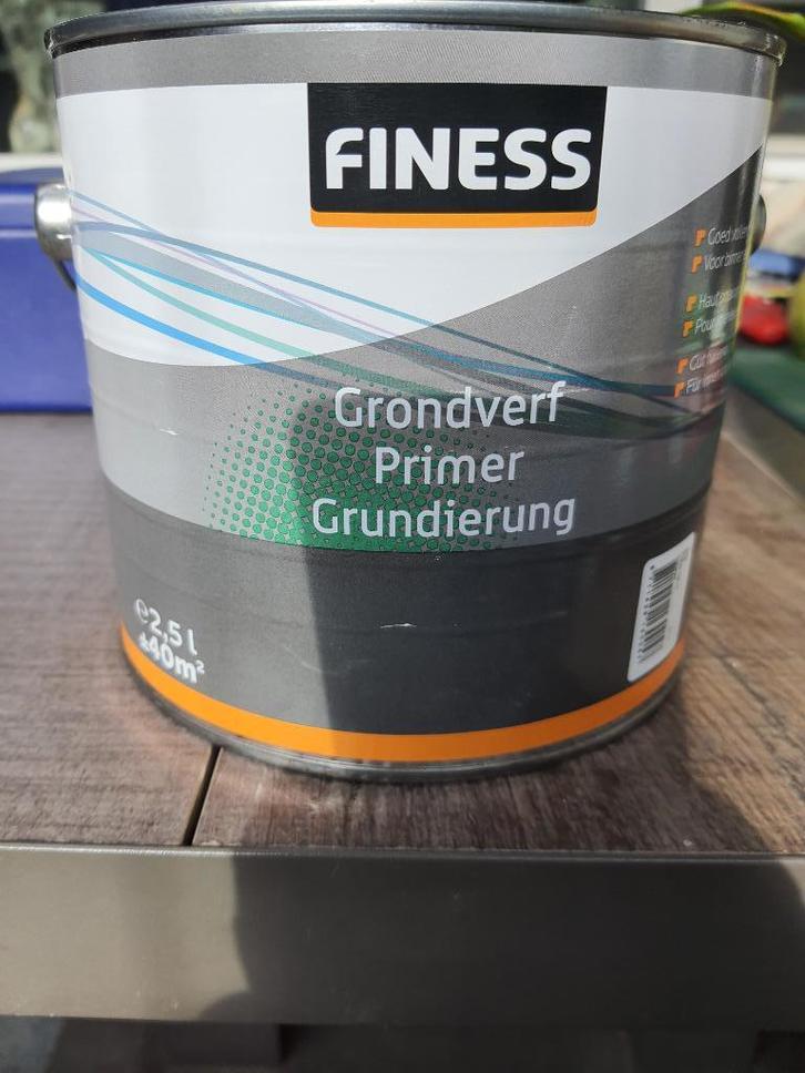2 verschillende grondverf van finess voor binnen en buiten, Doe-het-zelf en Verbouw, Verf, Beits en Lak, Nieuw, Lak, Wit, Ophalen