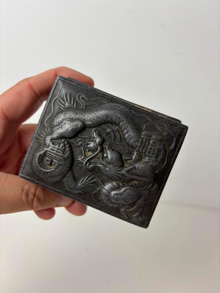 Antieke japanse snuisterijdoosje 1900, Antiek en Kunst, Kunst | Niet-Westerse kunst, Ophalen of Verzenden
