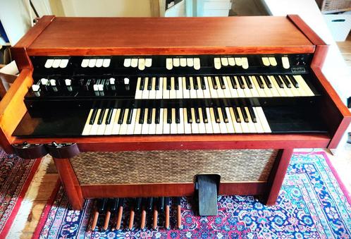 Hammond M102 met Leslie 760 en 7 meter kabel 9-pins plugs, Muziek en Instrumenten, Orgels, Gebruikt, Hammondorgel, 2 klavieren