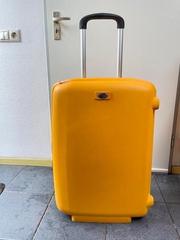 Samsonite hardshell koffer beschikbaar voor biedingen