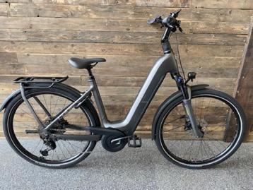 Cube Kathmandu Hybrid Pro Slabgrey Chrome beschikbaar voor biedingen