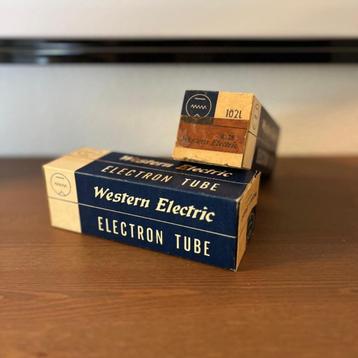 Matched pair Western Electric 102L NOS buizen  beschikbaar voor biedingen