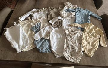 Baby kledingpakket maat 50 beschikbaar voor biedingen