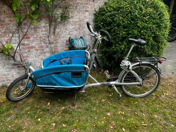 Gebruikte bakfiets beschikbaar voor biedingen