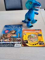 knuffel Dino Jurassic Park + 2 dino boeken, Ophalen of Verzenden, Zo goed als nieuw