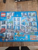 Lego City Politiebureau 60246 - Compleet met doos!, Kinderen en Baby's, Speelgoed | Duplo en Lego, Ophalen of Verzenden, Zo goed als nieuw