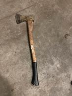 Gebruikte bijl, Ophalen, Gebruikt