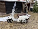 Piaggio Vespa Primavera | Gebroken wit | 34 KM/U | 2021, Fietsen en Brommers, Scooters | Vespa, Ophalen, Gebruikt, Overige modellen