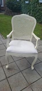 Prachtig brocante witte stoel, Huis en Inrichting, Stoelen, Ophalen, Zo goed als nieuw, Eén