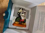 Mickey Mouse beeldje compleet met originele pin, Verzamelen, Disney, Ophalen of Verzenden, Zo goed als nieuw, Beeldje of Figuurtje