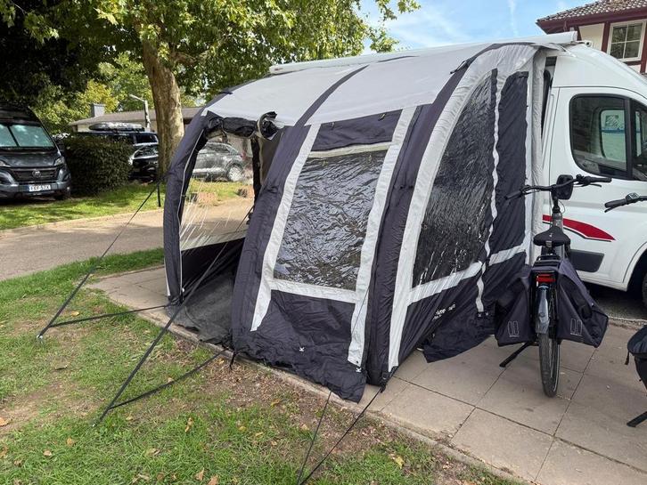 StarCamp Voortent voor Camper - Zo goed als nieuw!, Caravans en Kamperen, Kampeeraccessoires, Zo goed als nieuw, Ophalen of Verzenden