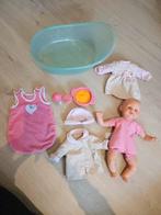 Corolle pop 30cm met kleding, slaapzak en badje, Ophalen of Verzenden, Babypop