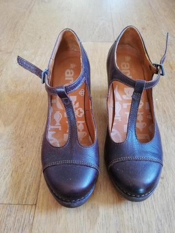 Mooie bruine leren schoenen van Art, maat 40 beschikbaar voor biedingen