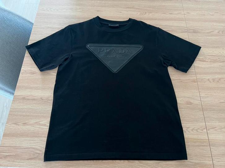 Prada shirt maat m kleur zwart, Kleding | Heren, T-shirts, Zo goed als nieuw, Maat 48/50 (M), Zwart, Ophalen