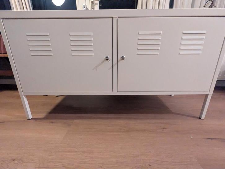 Ikea PS lockerkast / tv meubel., Huis en Inrichting, Kasten | Lockerkasten, Gebruikt, Ophalen