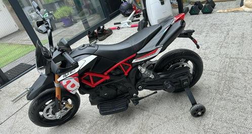 Elektrische Kindermotor Aprilia Dorsoduro, Kinderen en Baby's, Speelgoed | Buiten | Accuvoertuigen, Gebruikt, Ophalen