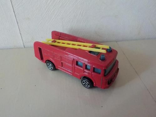 ERF Fire Tender Truck brandweerwagen van Corgi Juniors, Hobby en Vrije tijd, Modelauto's | 1:50, Zo goed als nieuw, Bus of Vrachtwagen