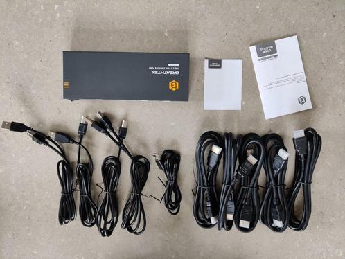 GREATHTEK 4 poorts KVM Switch incl. kabels, Computers en Software, Pc- en Netwerkkabels, Zo goed als nieuw, Ophalen of Verzenden