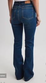Flared jeans NA-KD, Kleding | Dames, Spijkerbroeken en Jeans, Blauw, Ophalen of Verzenden, W27 (confectie 34) of kleiner, Zo goed als nieuw