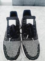 Adidas swift run core maat 42 met glittereffect, Ophalen of Verzenden, Zo goed als nieuw, Sneakers of Gympen
