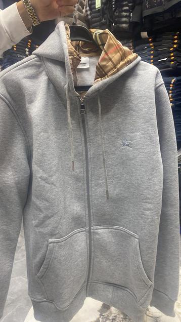 Burberry Trui met Rits beschikbaar voor biedingen