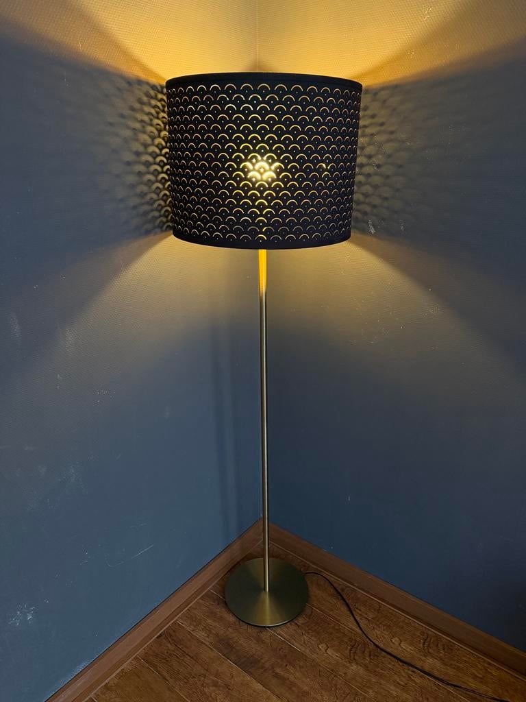 Ikea Skaftet met Nymö lampenkap - Zo goed als nieuw!, Ophalen, Zo goed als nieuw, Metaal, 100 tot 150 cm