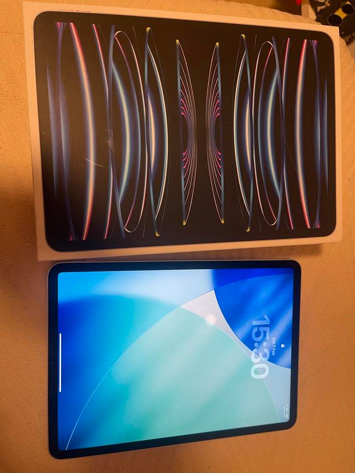 iPad Pro 11" 4e Gen 128GB (%99 Batterij) Zo Goed Als Nieuw, Computers en Software, Apple iPads, Zo goed als nieuw, Apple iPad Pro