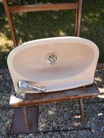 Vintage wastafel fontein toilet beige, Huis en Inrichting, Gebruikt, Minder dan 100 cm, Wasbak of Wastafel, 25 tot 50 cm