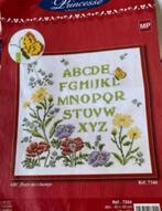 BORDUURPAKKET PRINCESSE ABC WILDE BLOEMEN, Verzenden, Nieuw, Handborduren, Borduurpakket