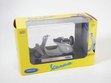 59810: Vespa 125 CC - 1953 - Welly 1:18 beschikbaar voor biedingen