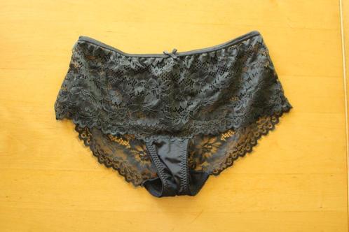 NIEUWE donkerblauwe damesslip maat L, Kleding | Dames, Ondergoed en Lingerie, Slip, Blauw, Verzenden