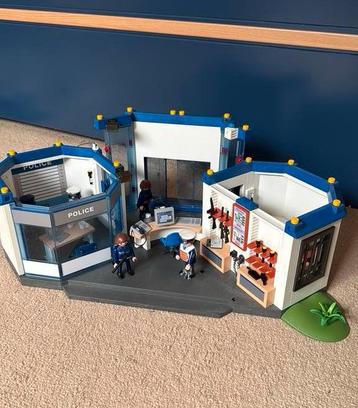 Playmobil Politiebureau 4263 beschikbaar voor biedingen