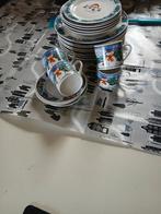 Servies met Sneeuwpop Motief, Huis en Inrichting, Keuken | Servies, Ophalen, Zo goed als nieuw, Bord(en), Overige stijlen