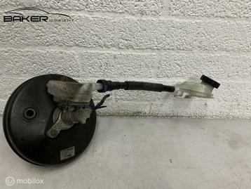 Ford Fiesta VI  ('08-'17) 8V512B195DE Rembekrachtiger beschikbaar voor biedingen