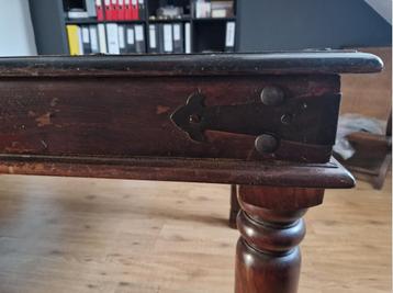 vergadertafel, schrijftafel refter- of eetkamertafel. beschikbaar voor biedingen