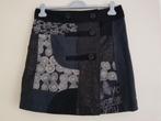 Rok / doorknooprok -- maat 40 -- merk Desigual, Kleding | Dames, Rokken, Maat 38/40 (M), Zwart, Ophalen of Verzenden, Zo goed als nieuw