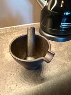 Stoere Gietijzeren Vijzel - Decoratief & Functioneel, Verzenden, Gebruikt