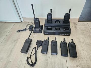 6x ICOM IC-F22 en 2x Motorola Radius GP300 Portofoon /Partij beschikbaar voor biedingen