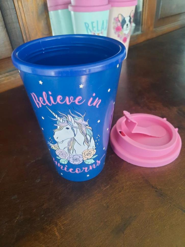 Isolatiebeker - Believe in Unicorns - 350ml, Huis en Inrichting, Keuken | Keukenbenodigdheden, Zo goed als nieuw, Ophalen of Verzenden