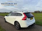 Volvo V60 2.0 T3 Polar+ Dynamic Xenon- Led, Auto's, Gebruikt, 4 cilinders, 1969 cc, Wit