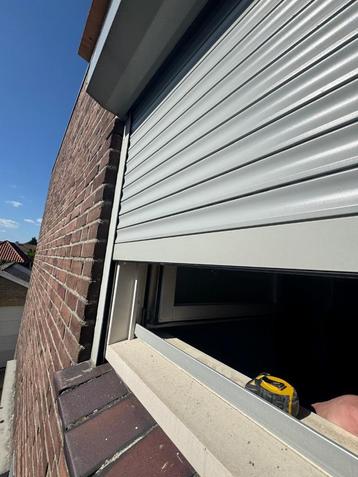 Rolluik 865x980mm BxH, handbediend, grijs beschikbaar voor biedingen