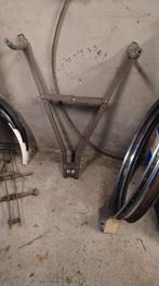 DEGELIJKE FIETSENDRAGER GEMAAKT VAN KOKERBALK, Ophalen