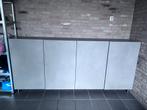 Grijze 4-deurs kast betonlook - 110x240x42 cm, Ophalen of Verzenden, Gebruikt
