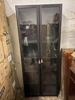 Vitrinekast zwart hout en glas, Ophalen, 200 cm of meer, 50 tot 100 cm, 25 tot 50 cm