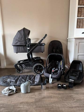Joolz Day+ || Awrsome Antraciet || Kinderwagen beschikbaar voor biedingen